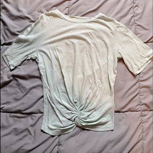 Worn a handful of times! In great condition!